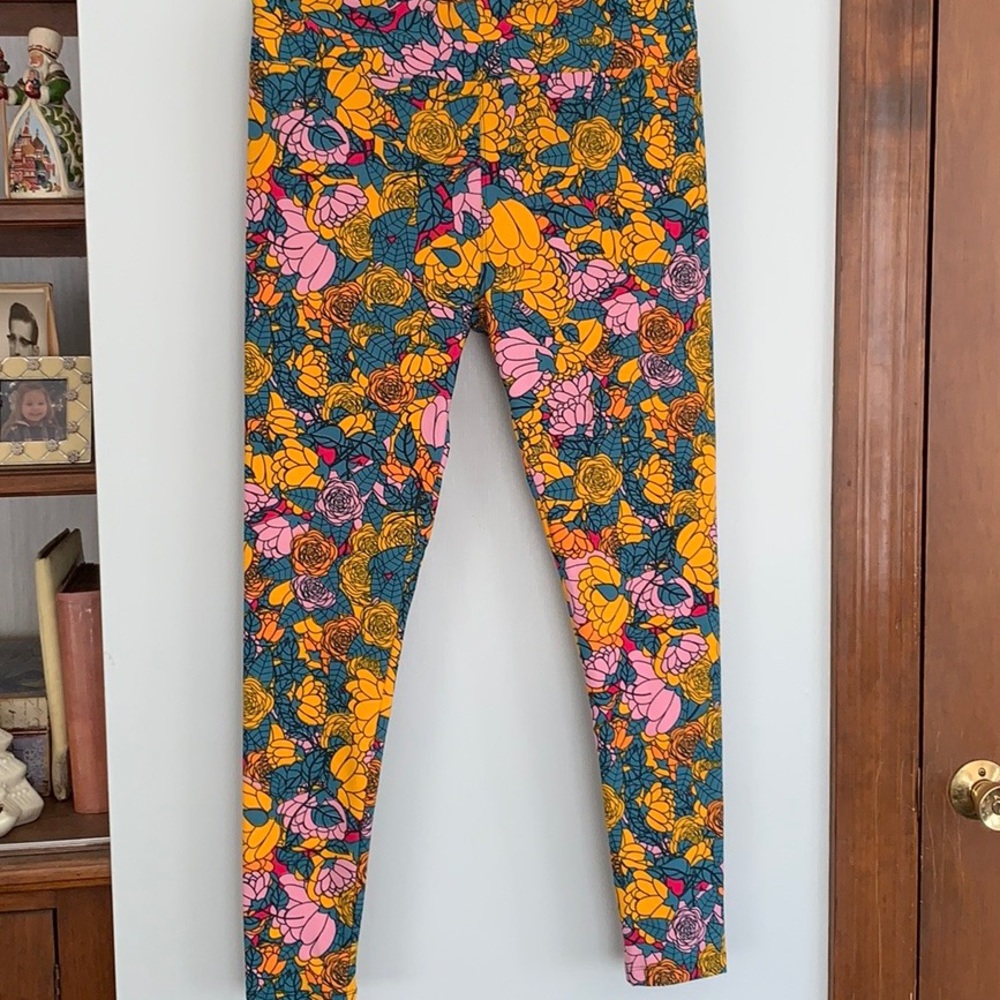 New LuLaRoe Tall and Curvy NWOT